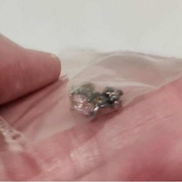 Vintage Avon Sterling Silver Pink And Clear CZ Drop Earrings NIB - Picture 6 of 10